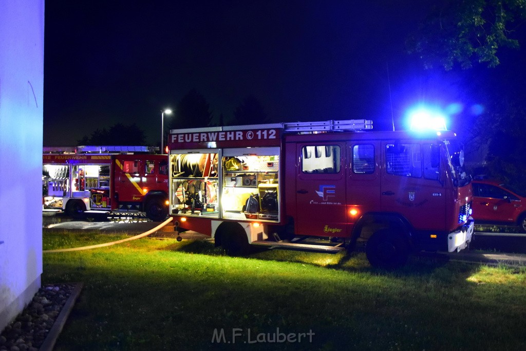 Grossfeuer Einfamilienhaus Siegburg Muehlengrabenstr P0070.JPG - Miklos Laubert